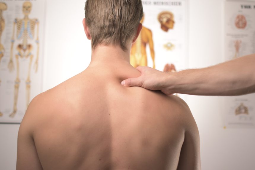 Wie Sie akute und chronische Rückenschmerzen loswerden können, ohne einen operativen Eingriff!